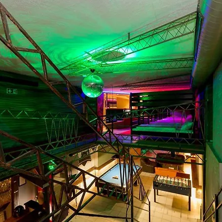 Feriehus The Bachelor Bar - Bunker | Private Club Budapest