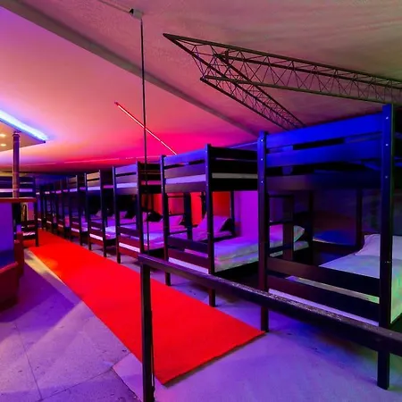 The Bachelor Bar - Bunker | Private Club Budapesta